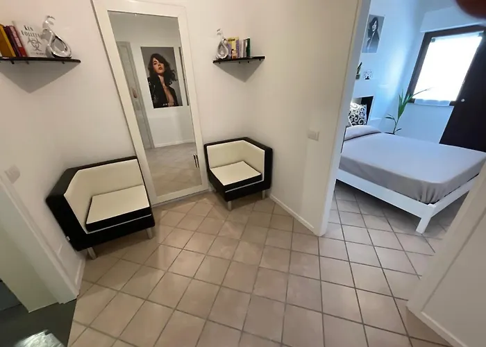 4luciroom Pensionat Olbia